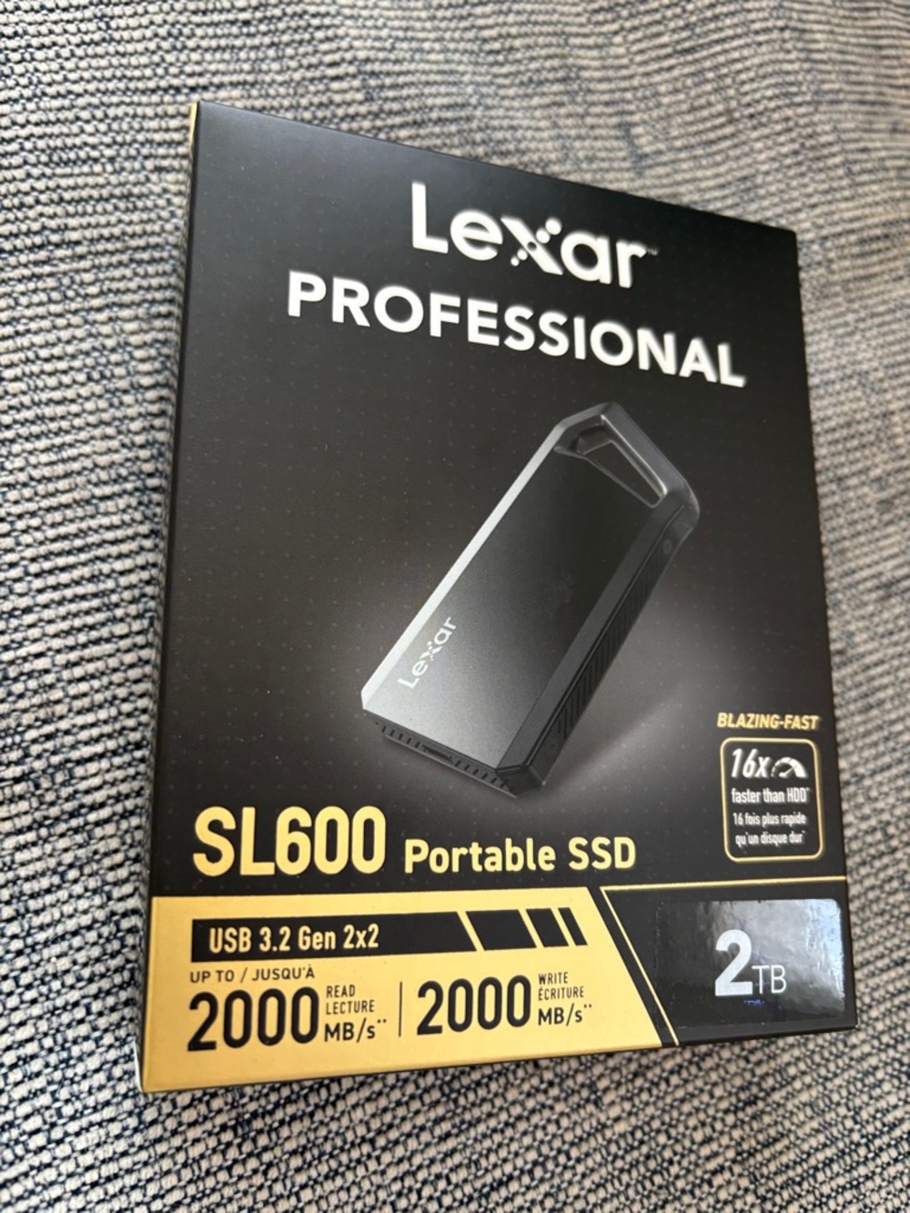 Lexar Professional SL600 Portable SSD - Black & Gold Packaging